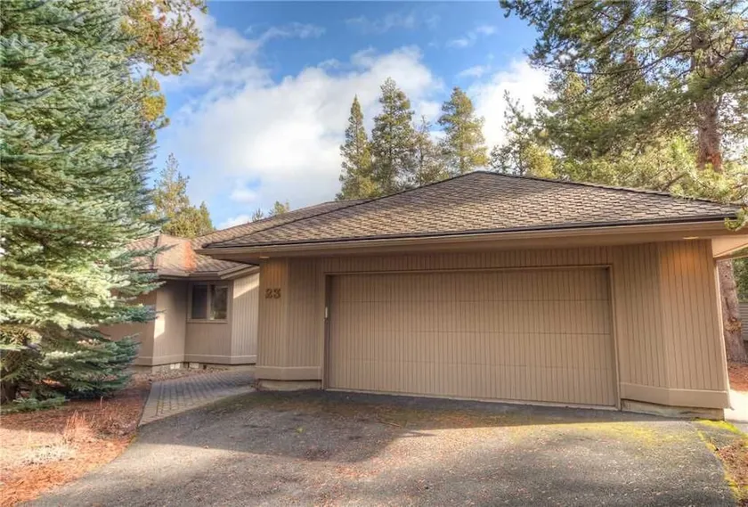 Red Cedar Lane 23 - Image 1