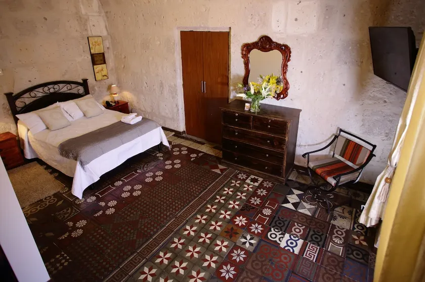 El Patio de Elisa - Image 1