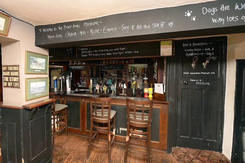The Bruce Arms - Image 1