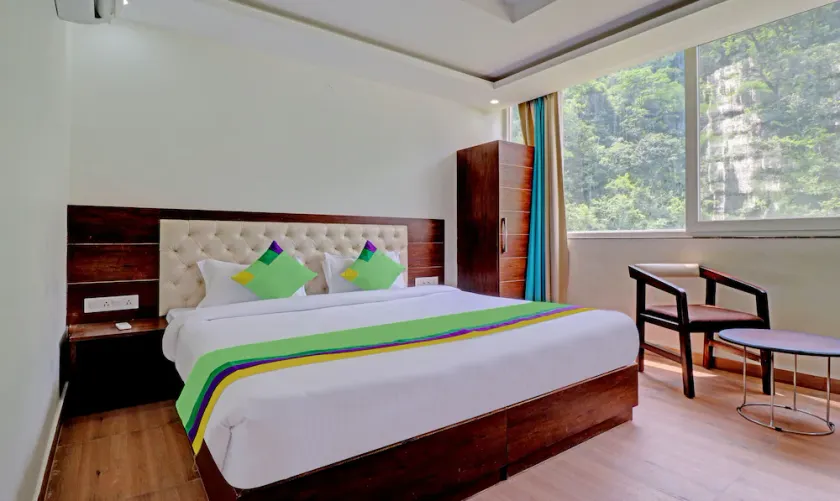 Hotel Hidden Delight - Image 1
