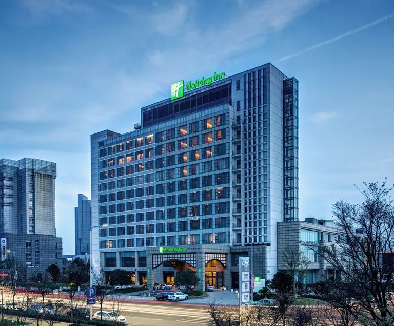Holiday Inn Taizhou CMC - Image 1