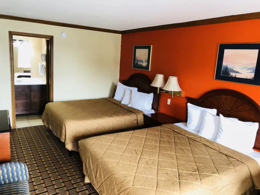 Budget Inn Toledo/Maumee - Image 1