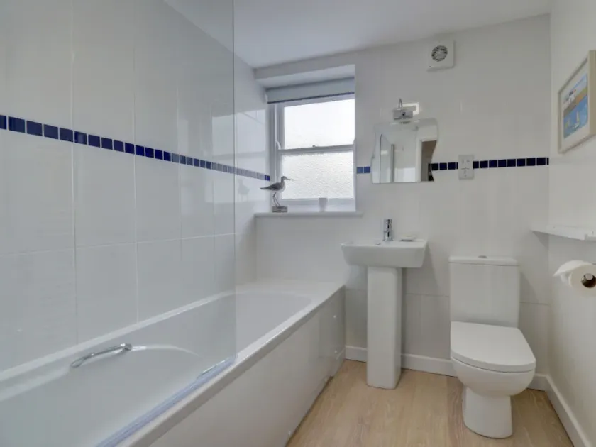 Rock Rose Cottage Appledore - Image 1
