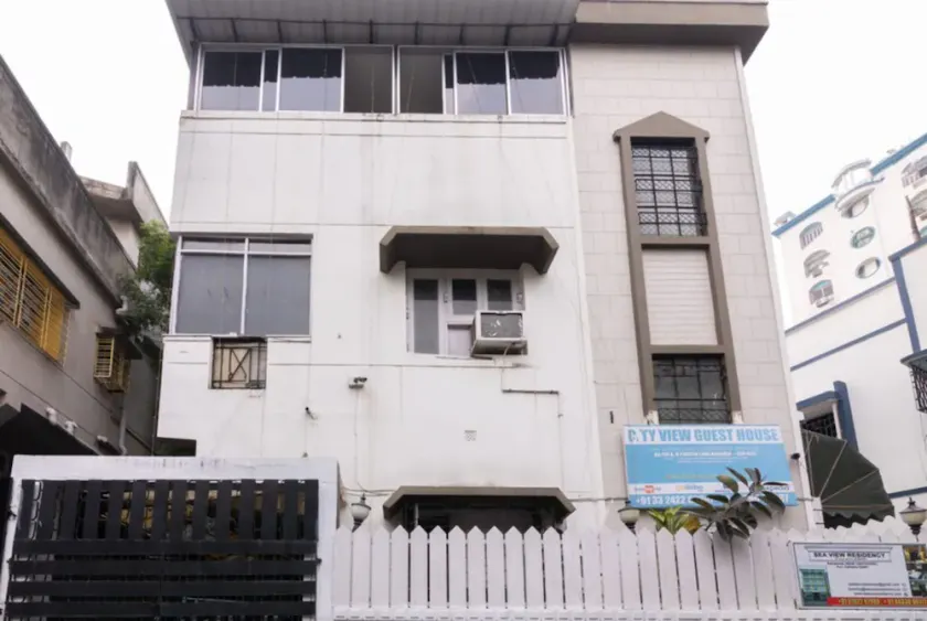 Goroomgo Royal Inn Tallygunge Kolkata - Image 1