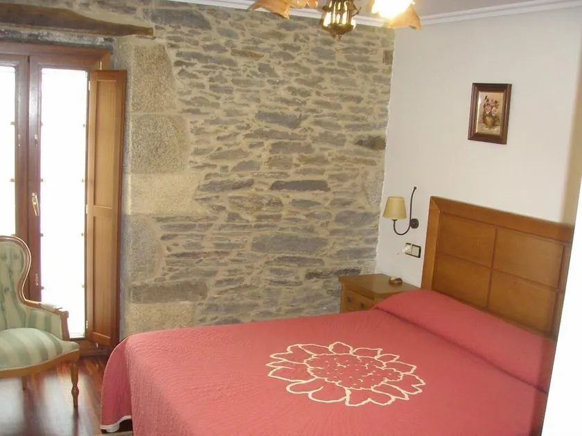 Pension Rustica Caldelas Sacra - Image 1