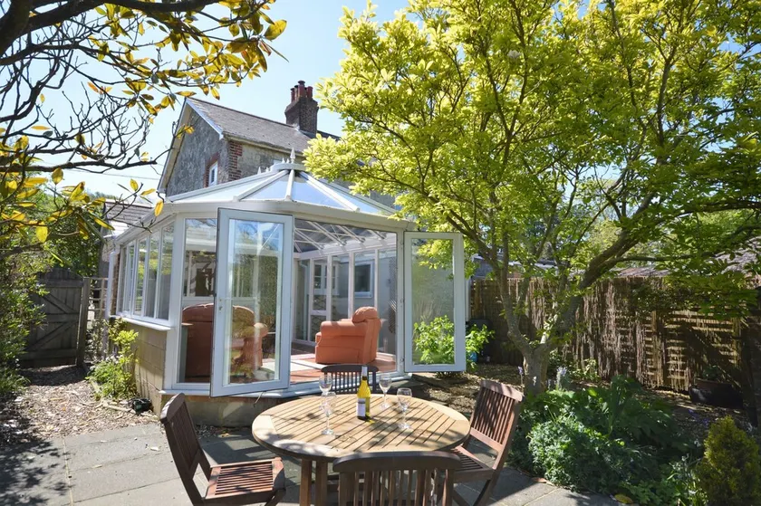 2 Farm Cottages - Image 1