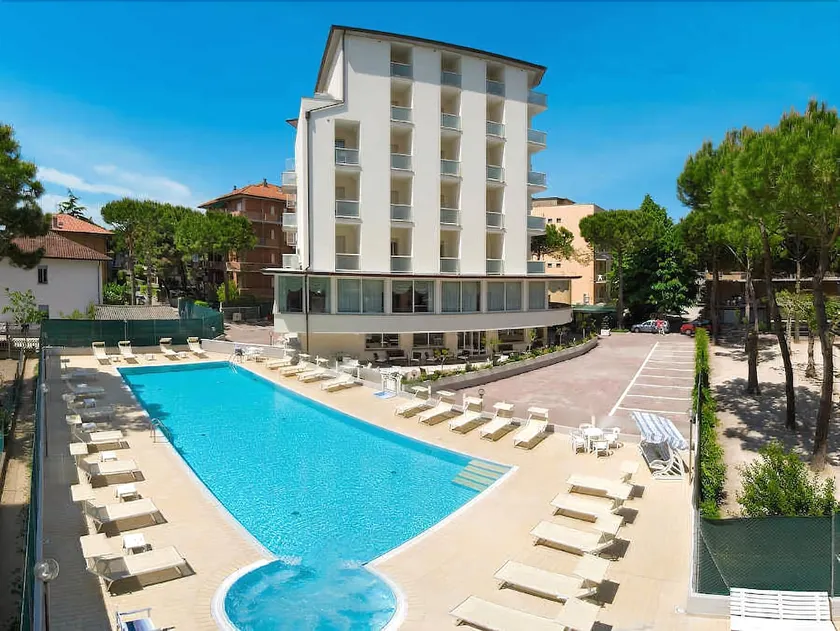 Hotel Thomas - Image 1