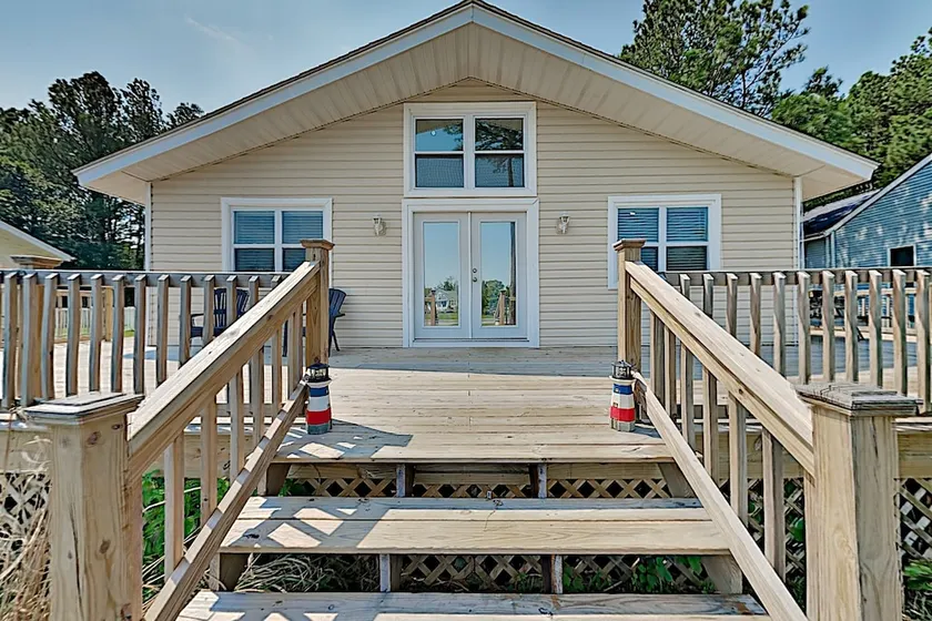 Newly Renovated, Minutes From Ocean City, Assateague Island 4 Bedroom Home - Image 1