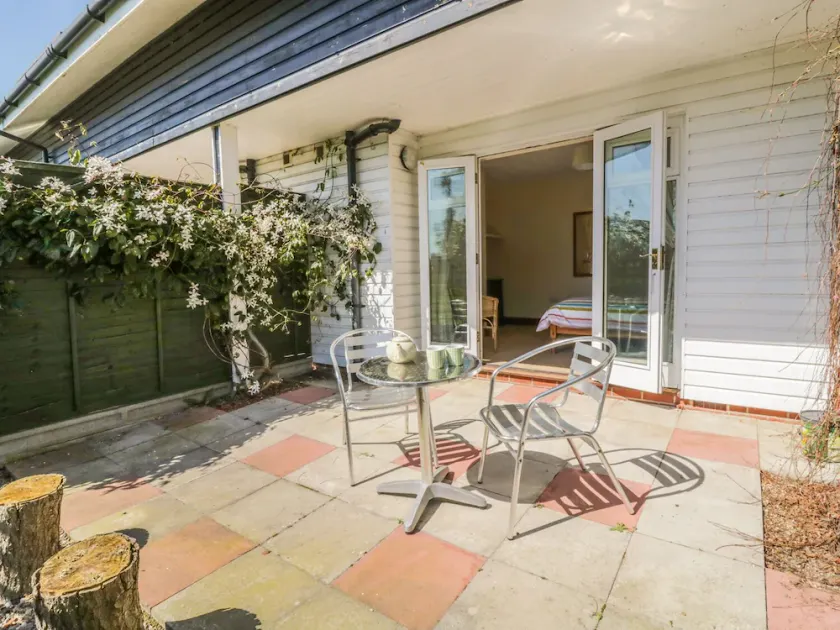 Heron Cottage - Image 1