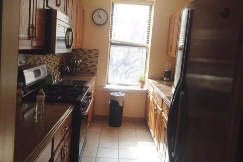 Two Bedroom Apartment Located in Inwood in Upper Manhattan - Image 1