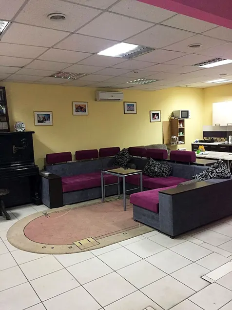 Hop Home Hostel - Image 1