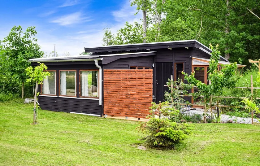 Stunning Home in Löttorp With Wifi - Image 1