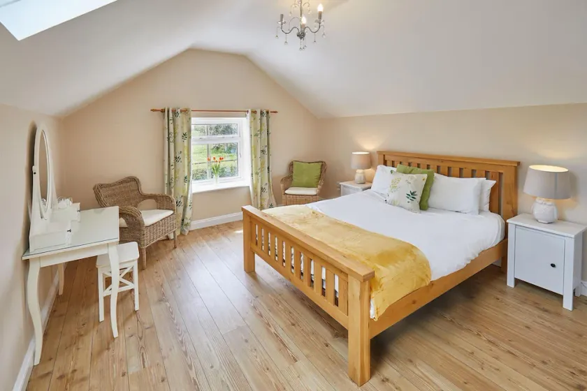 Host Stay Holly Brook Barn - Image 1