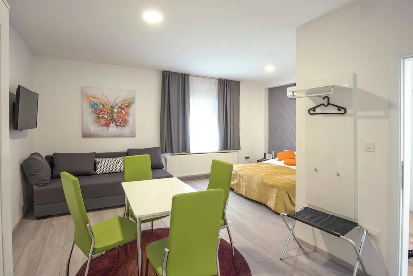 Guesthouse Tommys Rooms - Image 1