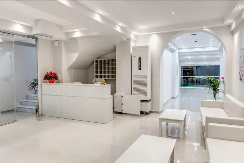 Palotel Design Gouvia - Image 1