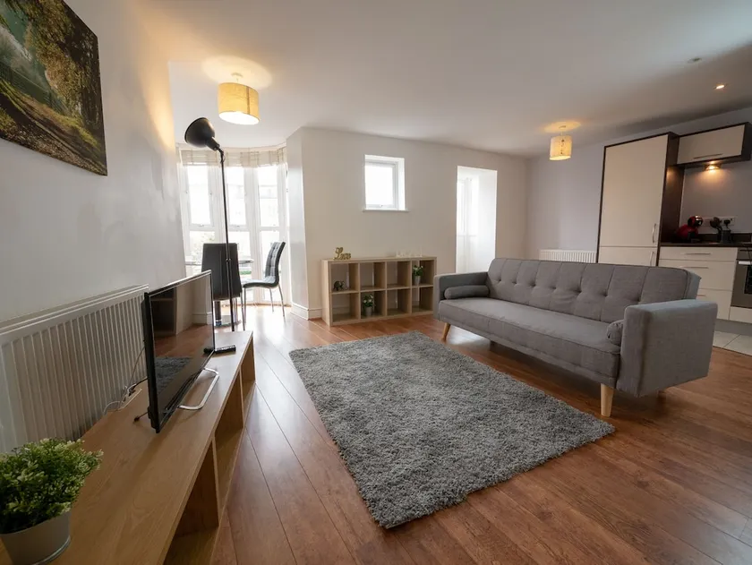 Royale Blenheim Apartment - Image 1