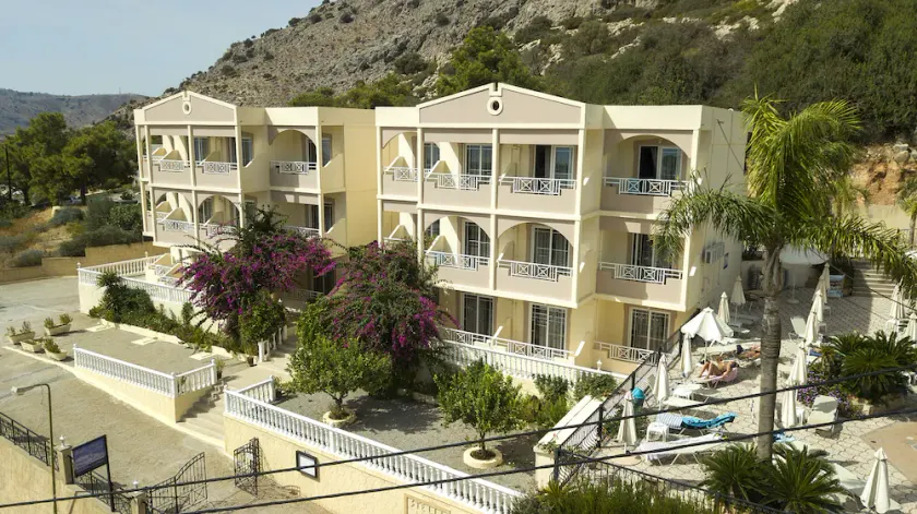 Stella View - Adults Only - Image 1