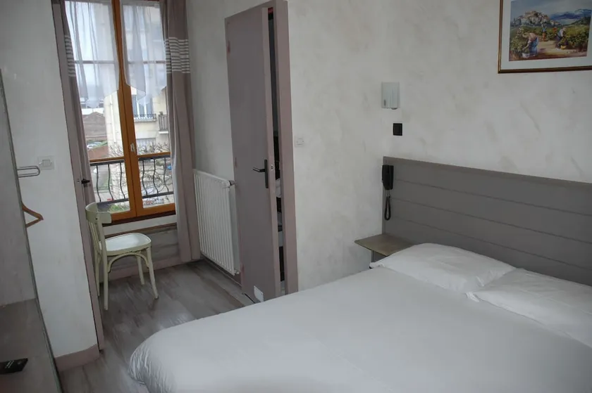 La Terrasse - Image 1