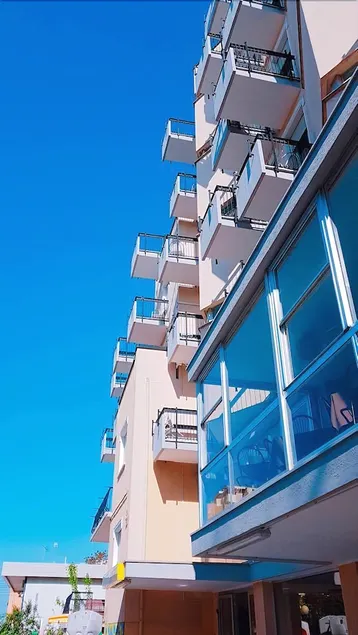 Magriv - Image 1