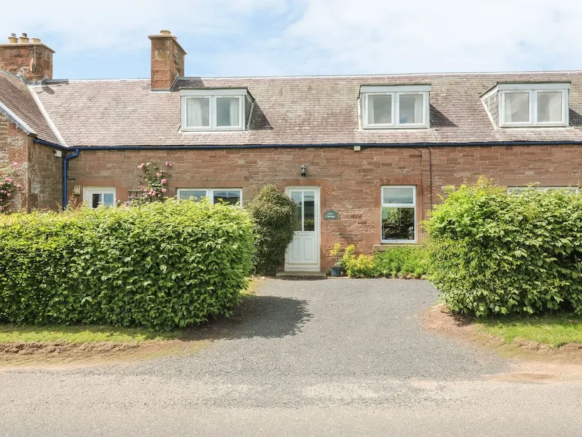 Owl Cottage - Image 1