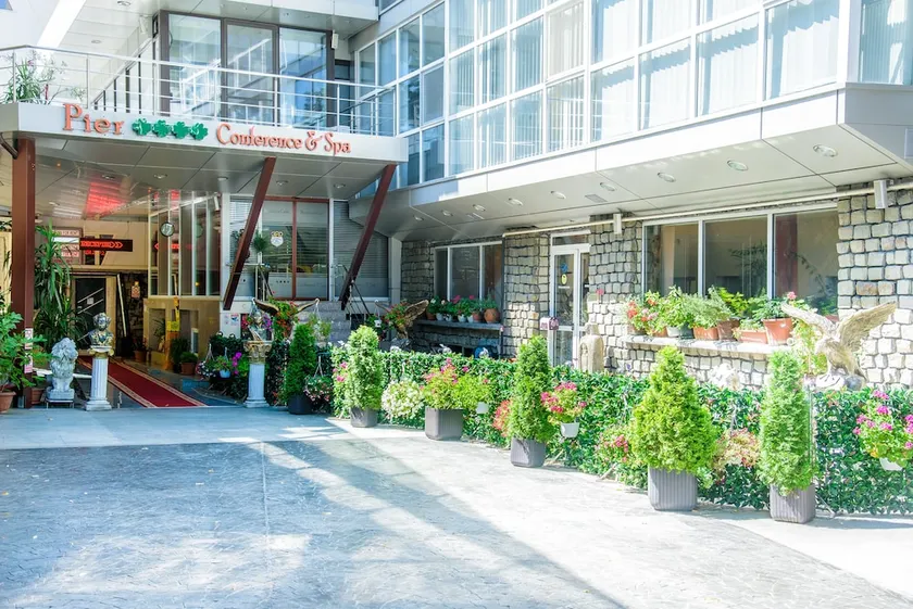 Grand Pier Boutique Hotel - Image 1