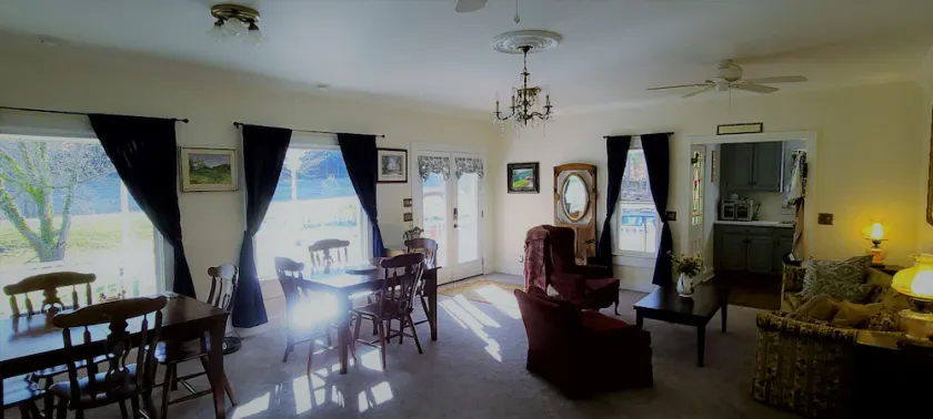 Misty Mountain Inn & Cottages - Image 1