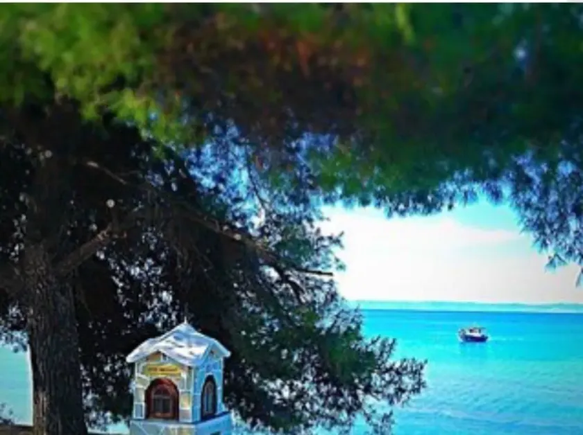 Frontbeach Maisonette - Image 1