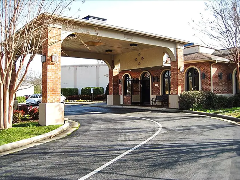 Motel 6 High Point - Image 1