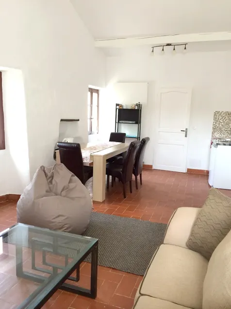 Apartment With 2 Bedrooms in Montauriol, With Shared Pool, Furnished Garden and Wifi - 34 km From the Beach - Image 1