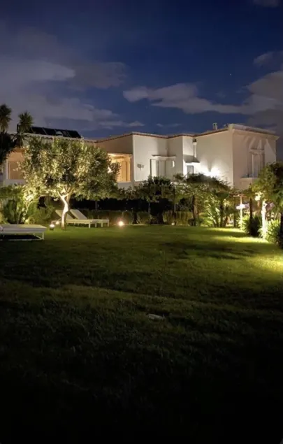 Suite Garden - Image 1