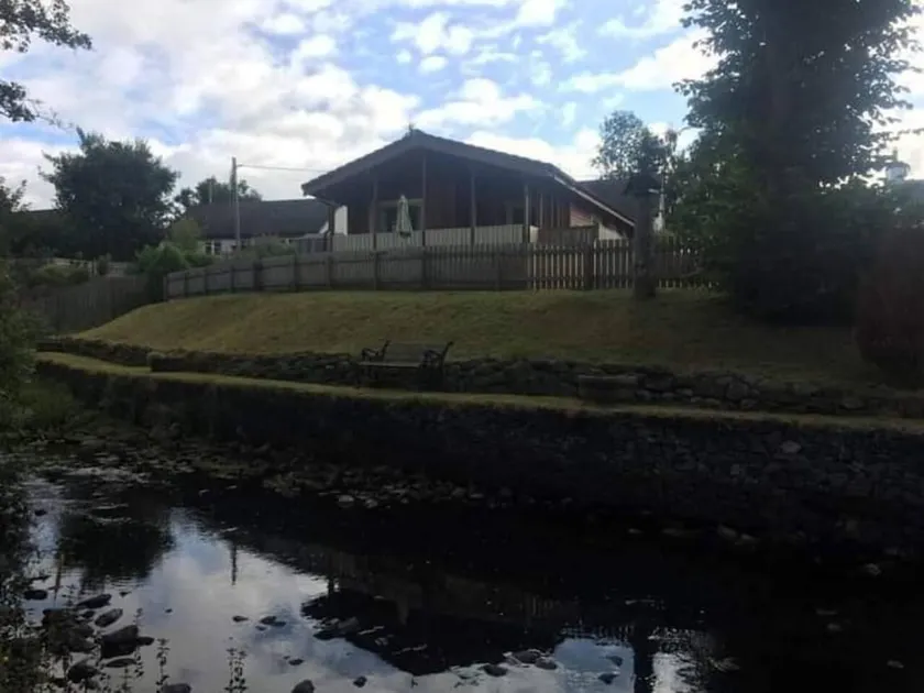 Lovely 3-bed House in Strathpeffer - Image 1