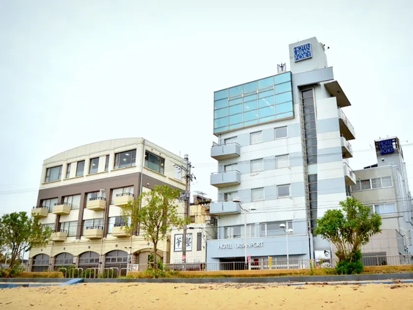 Hotel Urban Port - Image 1