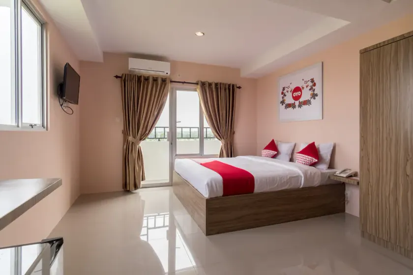 Skyview Setiabudi Premium by OYO Rooms - Image 1