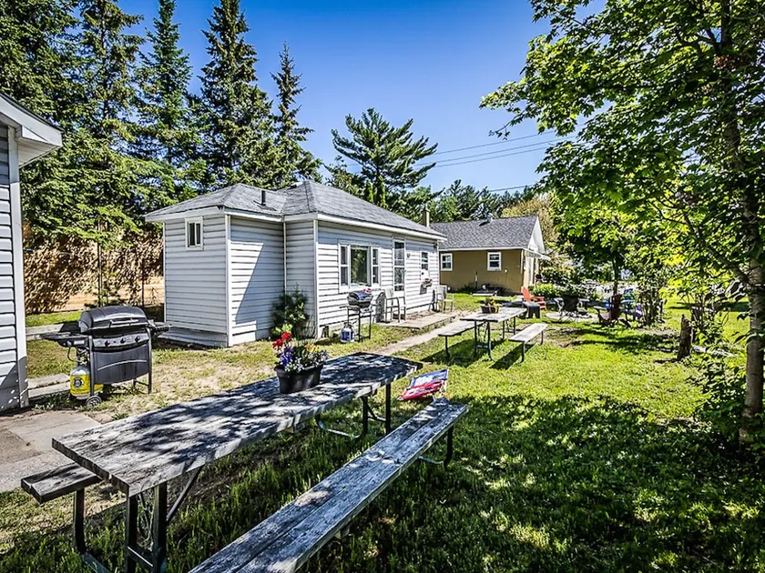 Tony B Villas - Image 1