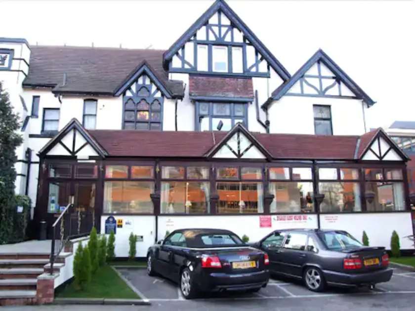Amblehurst - Image 1
