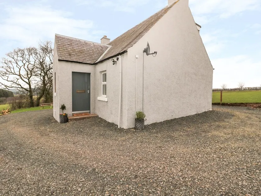 Birds Nest Cottage - Image 1