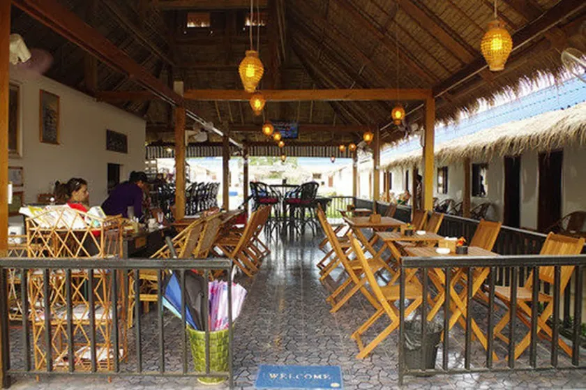 Pat Pat Guesthouse - Image 1