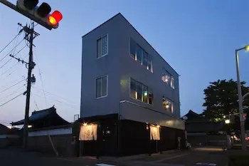 Hakata Gofukumachi Hostel Takataniya - Image 1