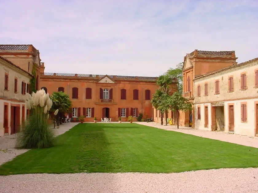 Chateau de Razengues - Image 1