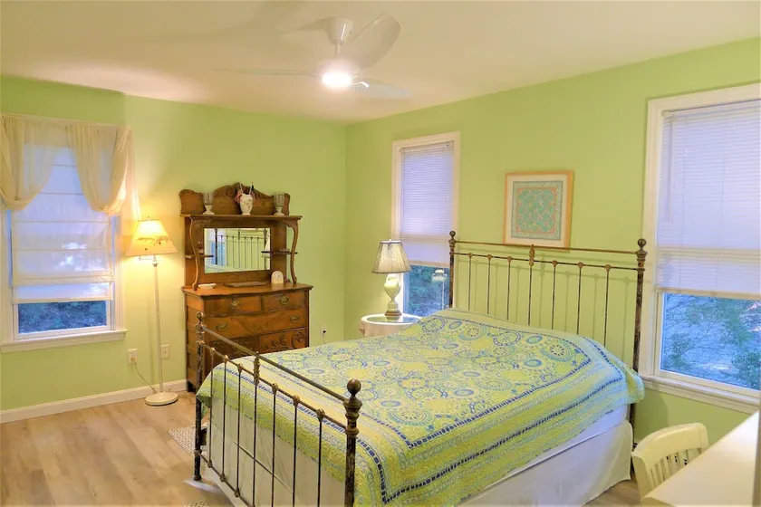 300 Gross Hill - 3 Bedroom House - Image 1