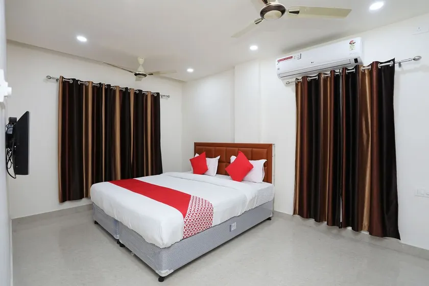 Collection O Infocity Square Bhubaneswar Formerly Prime Residency - Image 1