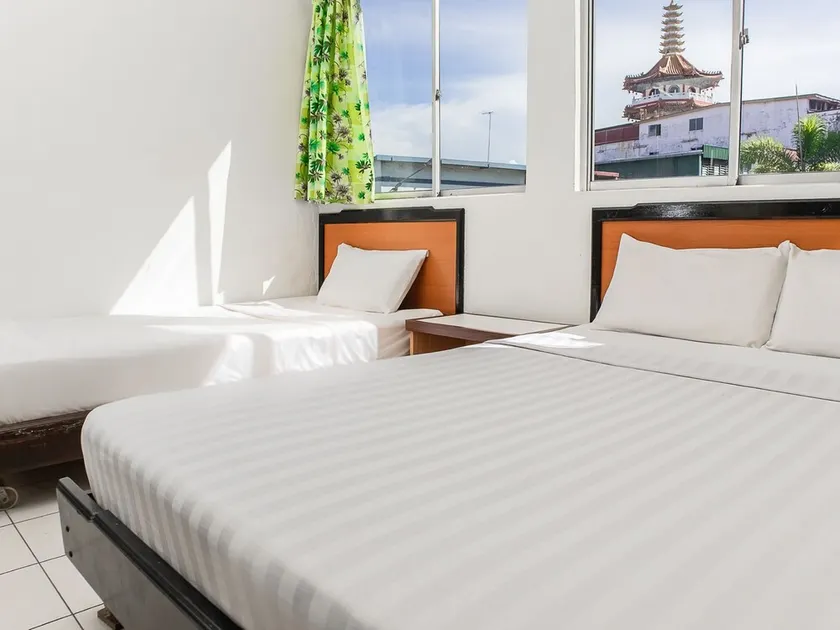 Ban Hin Hotel - Image 1