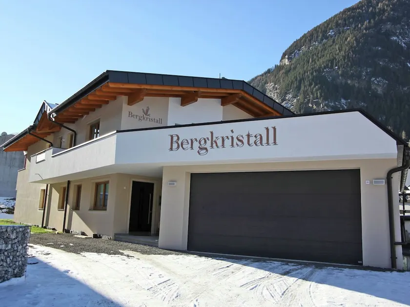 Relaxing Apartment for Families in Umhausen Near City Centre - Image 1