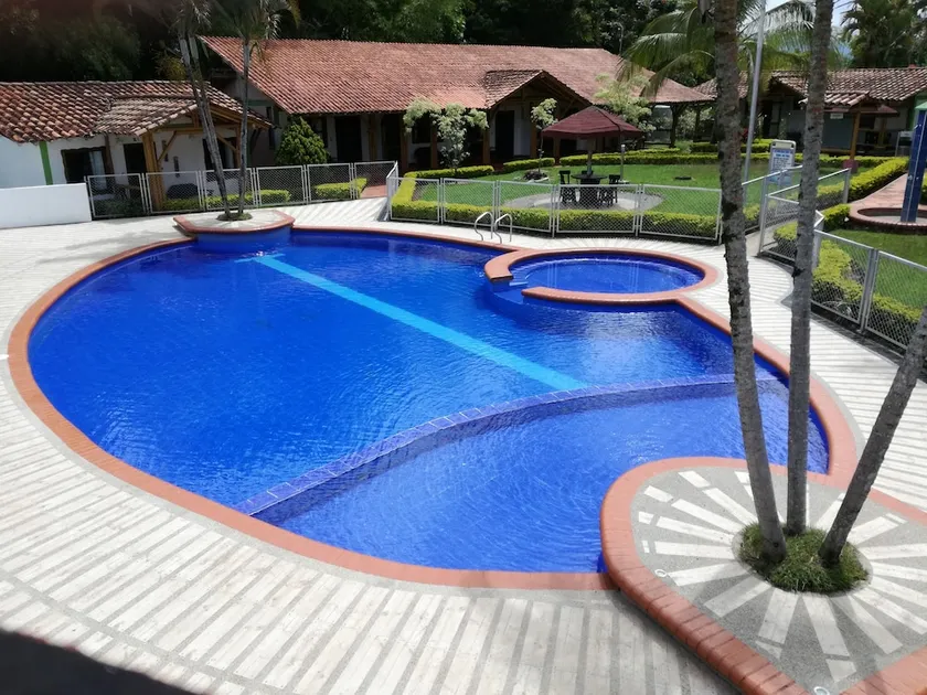 Hotel Campestre Portal Del Sol - Image 1