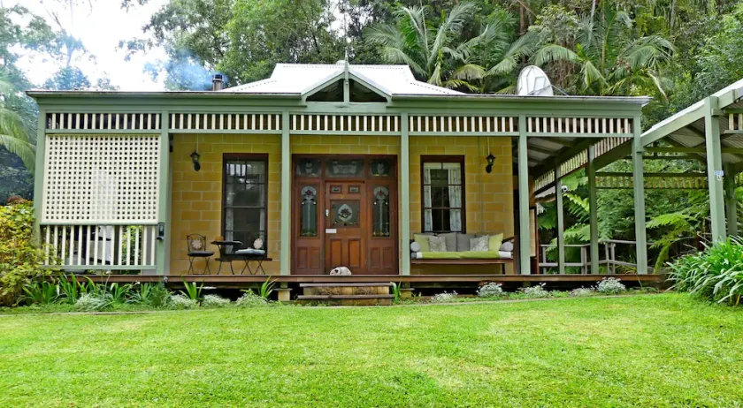 Mount Browne Cottage - Image 1