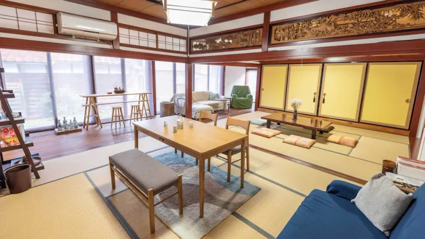 Guest House IROHA Lotusland - Image 1