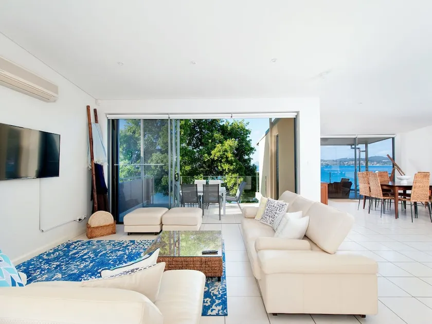 Kooyonga, 3/211 Soldiers Point Road - Image 1
