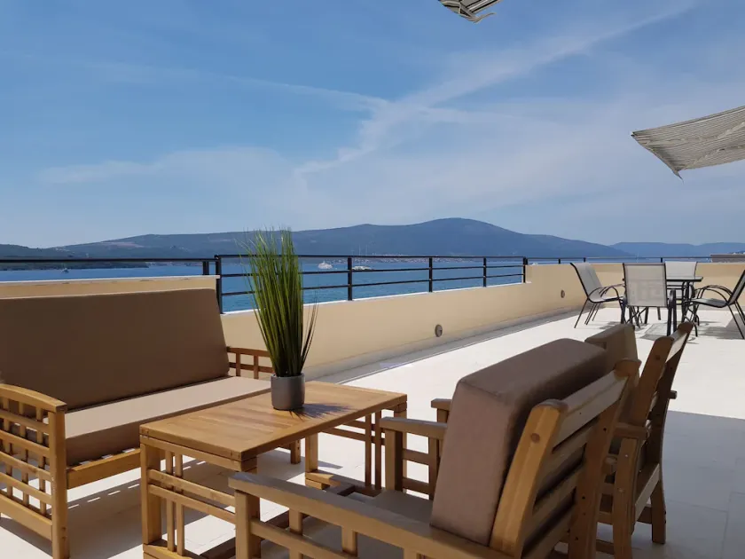 Apartments Tivat Obala - Image 1