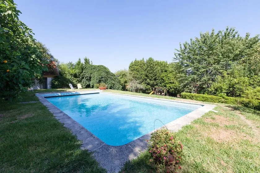 House With 3 Bedrooms in Valpedre, With Private Pool and Terrace - 30 km From the Beach - Image 1