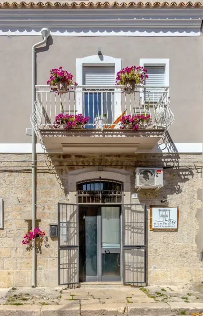 A Casa 28 Bed & Breakfast - Image 1